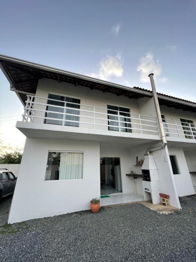 Condominio Serra Da Saudade Piçarras Екстериор снимка